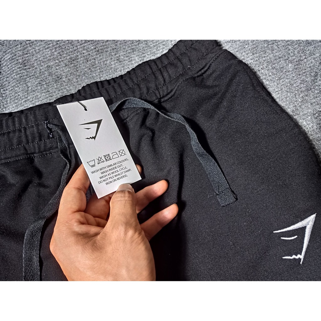 Quần nỉ Gymshark Jogger Crest