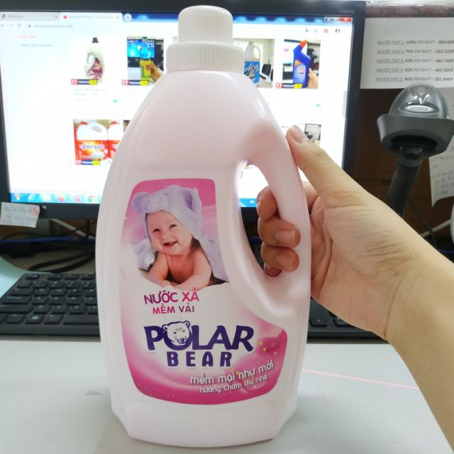 Nước xả mềm vải Polar Bear 2,9kg