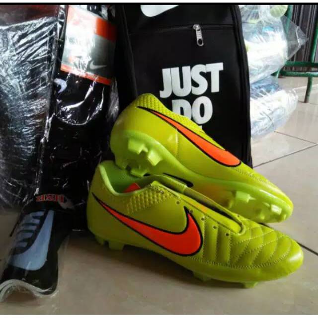 Giày Thể Thao Nike Tiempo Chính Hãng