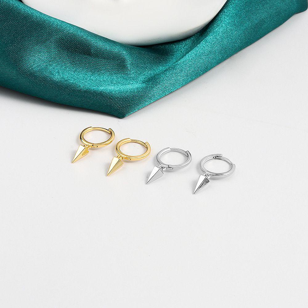 Khuyên Tai Tròn Đơn Giản Thời Trang Hàn Quốc Cho Nam