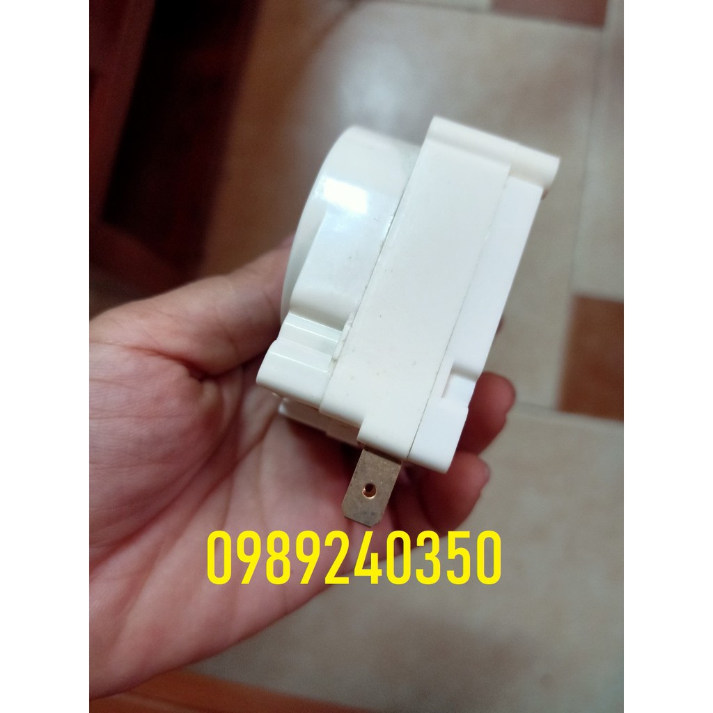 Đồng hồ rơ le thời gian tủ lạnh Toshiba TMDJ702AC1 chính hãng