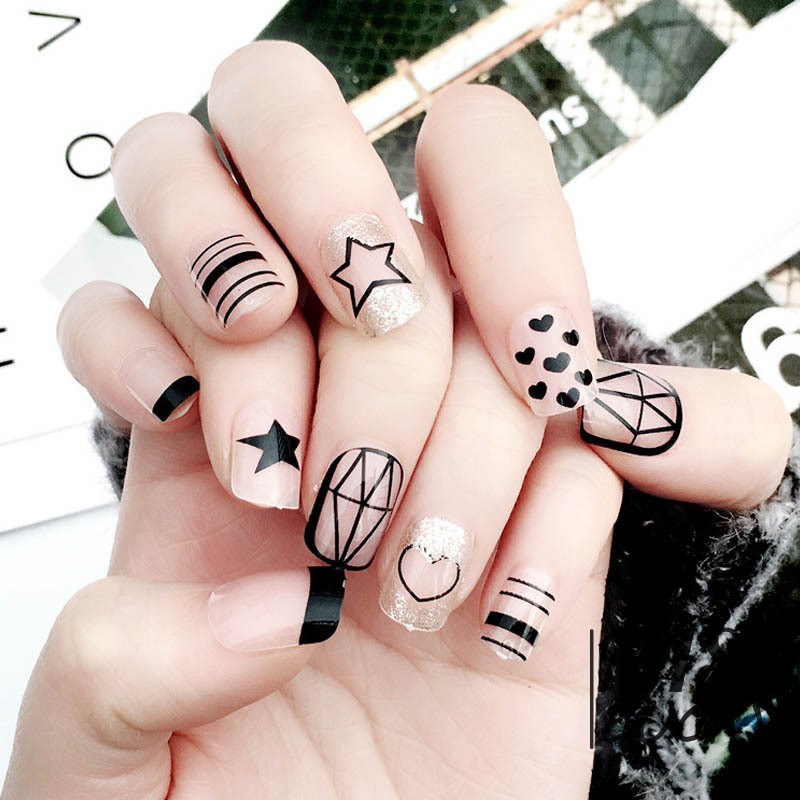 Bộ Móng Tay Giả Trong Suốt Dễ Thương Kèm Keo Dán Để Làm Đẹp