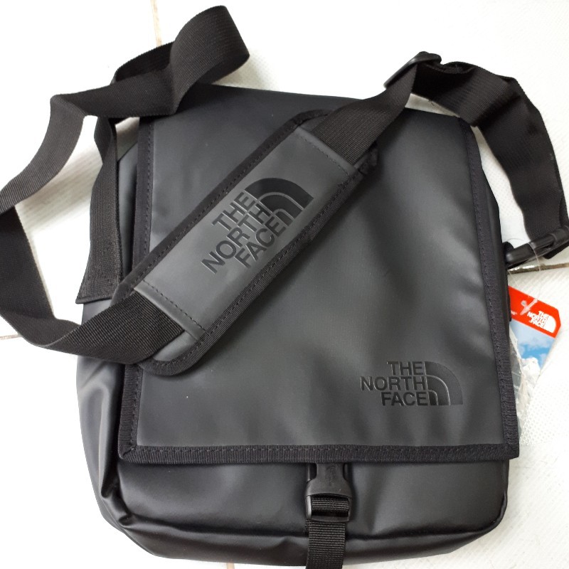 Túi đeo chéo TNF vải chống thấm nước 100% Tarpulin