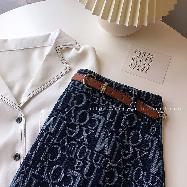 Chân váy jeans dáng chữ A lưng cao kiểu dáng thời trang mùa xuân phong cách retro dành cho nữ 2021 | BigBuy360 - bigbuy360.vn