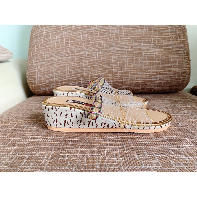 Dép lưới sành điệu