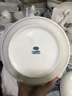 Âu cơm có nắp