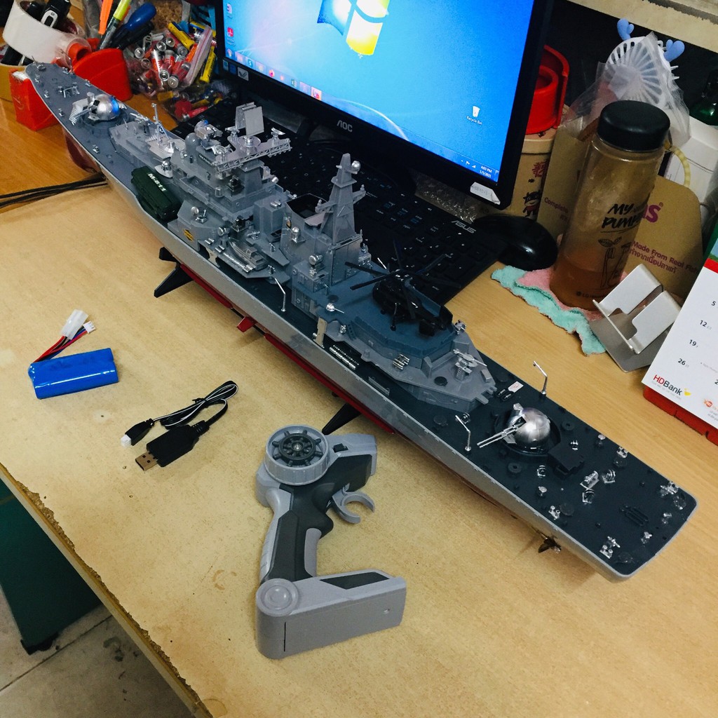 T14 Tàu khu trục sân bay điều khiển từ xa HT-2879B