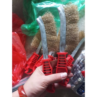 Chổi đánh rỉ có cán cầm tay