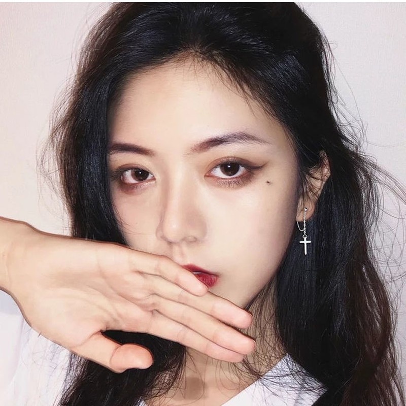 Hoa tai bạc S925 họa tiết thánh giá phối dây xích phong cách bụi bặm cá tính thời trang dành cho nam và nữ