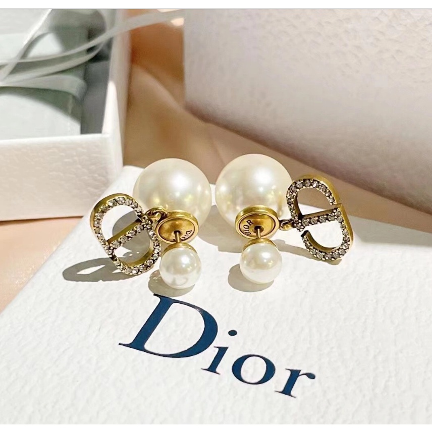 Đôi khuyên tai logo Dior đính kim cương ngọc trai giả thời trang cho nữ