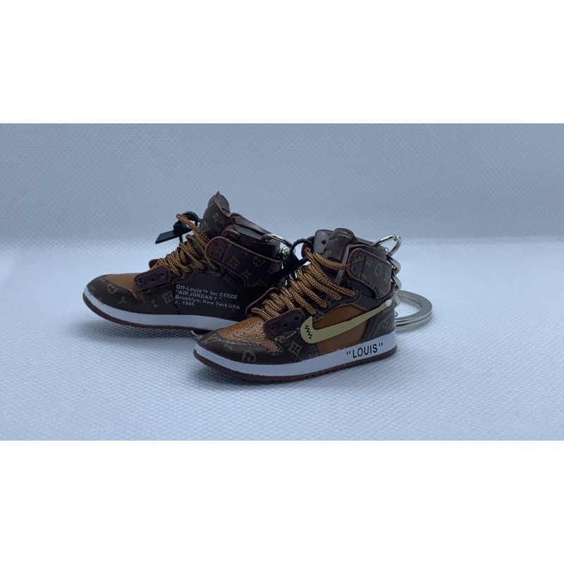 Móc khoá mô hình giầy sneaker 3D Air Jordan &quot;Off-White&quot; tỉ lệ 1:6