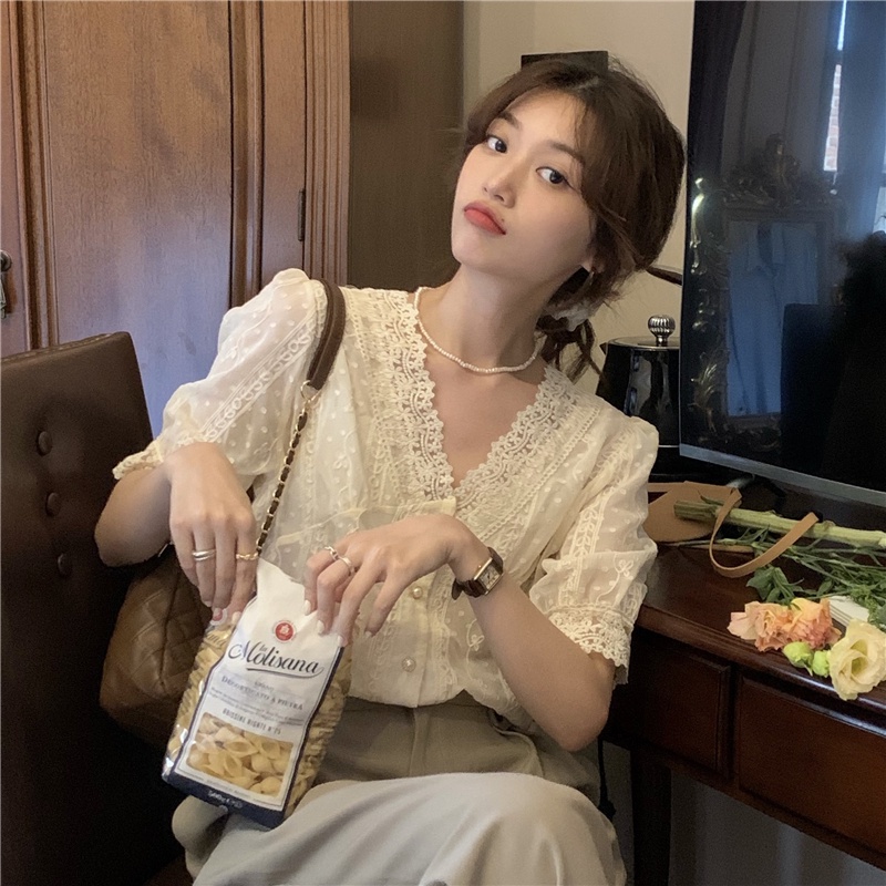 Áo Kiểu Tay Ngắn Cổ Chữ V Phối Ren Phong Cách Pháp 165280 Áo Sơ Mi Form Rộng Màu Sắc Thời Trang Cho Nữ