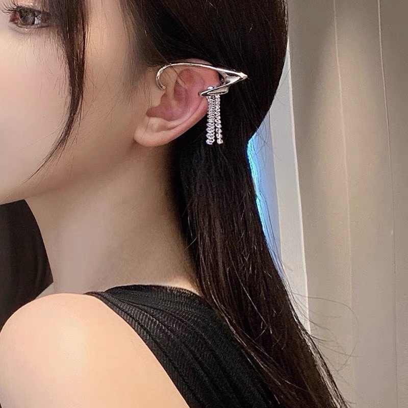 Khuyên tai yêu tinh kẹp cá tính thời trang nữ