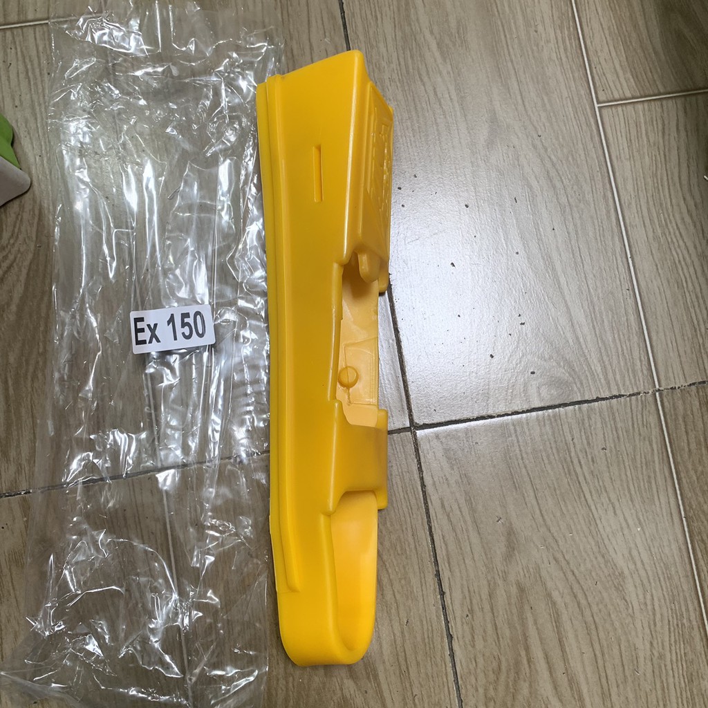 Cao su gấp xe exciter 150 và 155 gắn như zin màu vàng