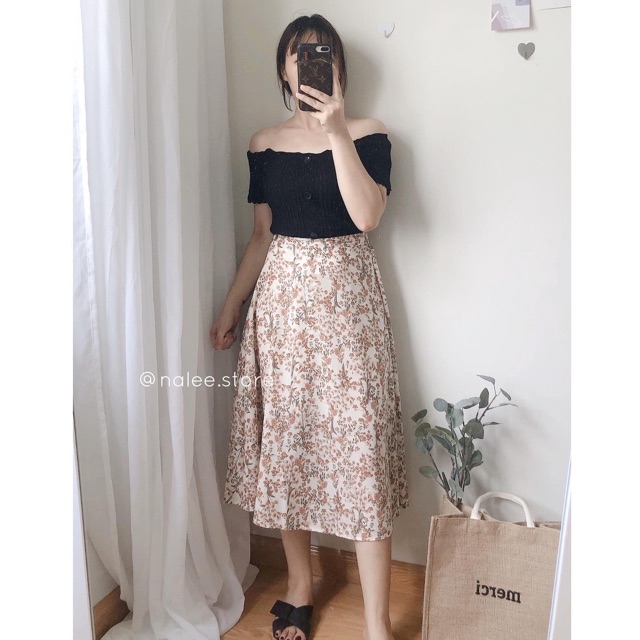 Áo trễ vai len khuy