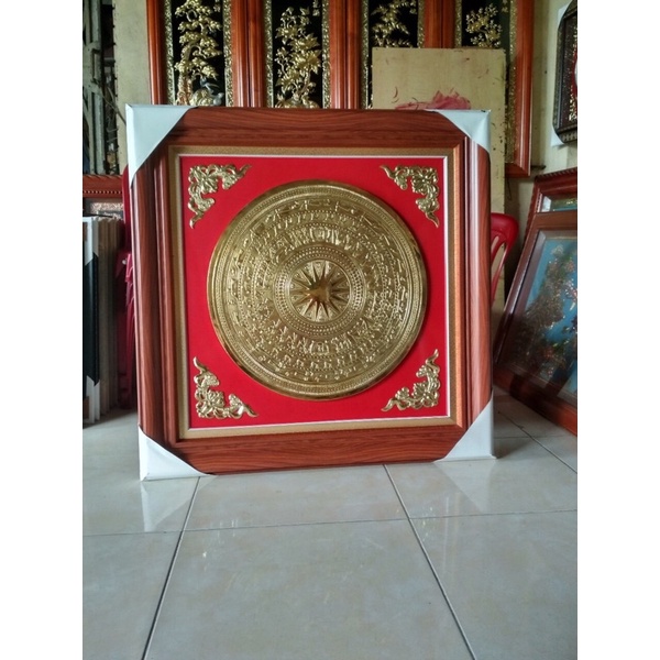 khung tranh trống đồng 1m x1m