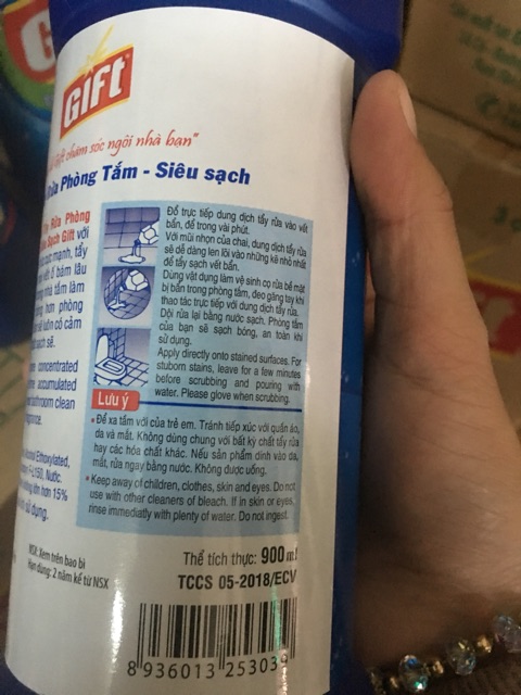 Tẩy toilet Gift 900 ml