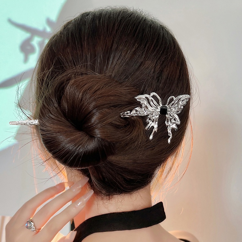 Kẹp Tóc Hình Bướm Bằng Kim Loại Dạng Lò Xo Phong Cách Trung Hoa Cổ Điển Cho Nữ