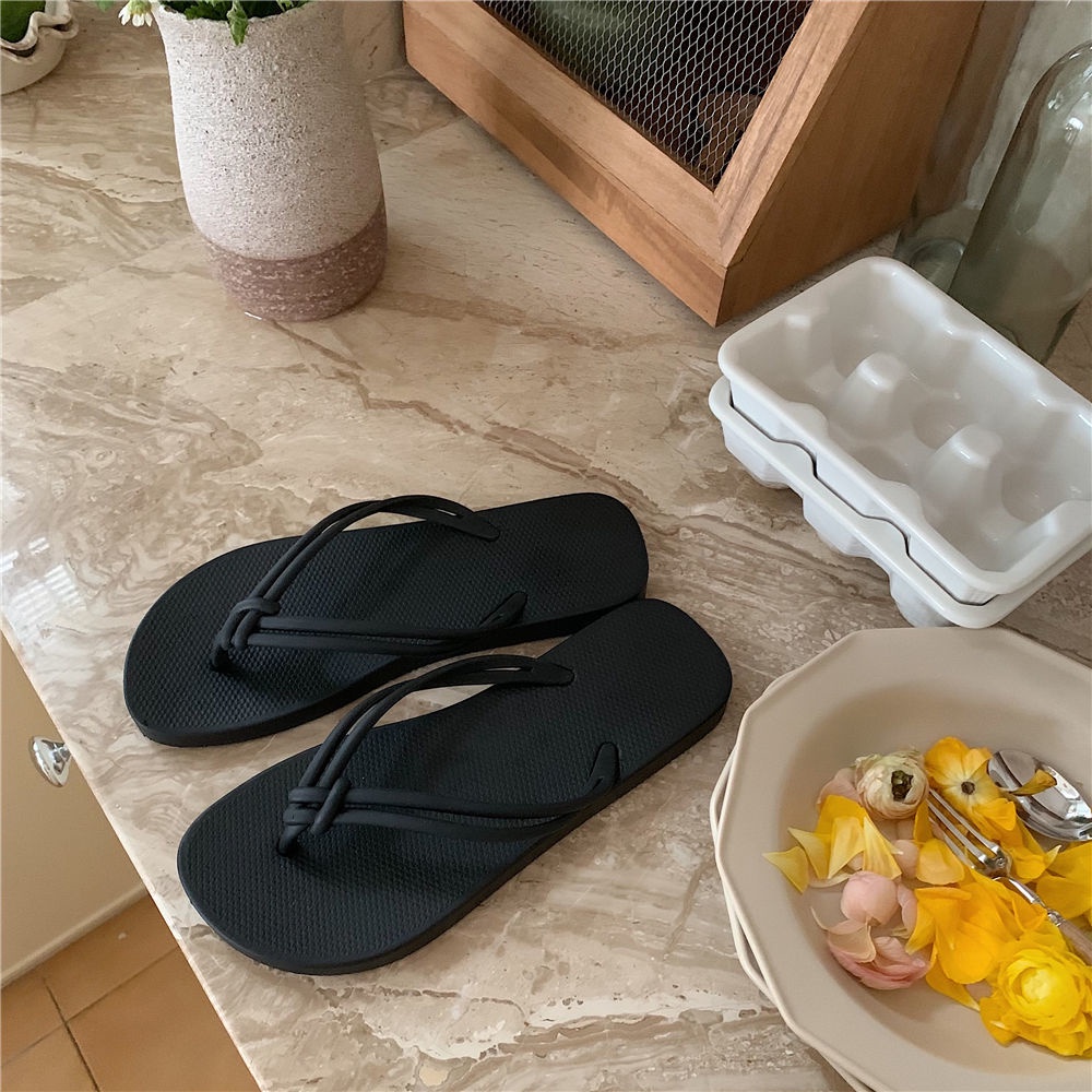 Dép Kẹp Đi Biển Chống Trượt Thời Trang Hàn Quốc Cho NữNhẹ, thoải mái và chống mài mòn