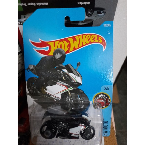 xe Hot Wheels Ducati 1199 đen sọc trắng