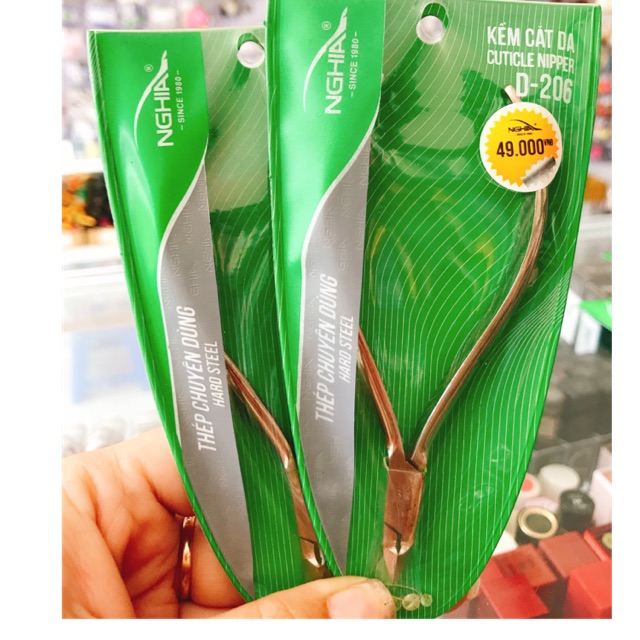 KỀM NGHĨA CẮT DA