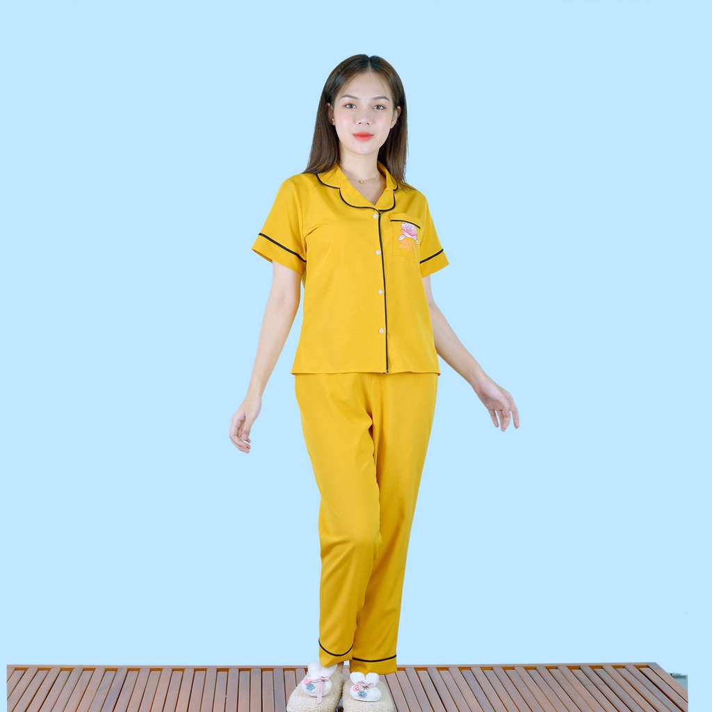 Bộ đồ bộ Pijama màu VÀNG tay ngắn quần dài vải cao cấp -  co giãn nhẹ - Thoải Mái Nhẹ Nhàng