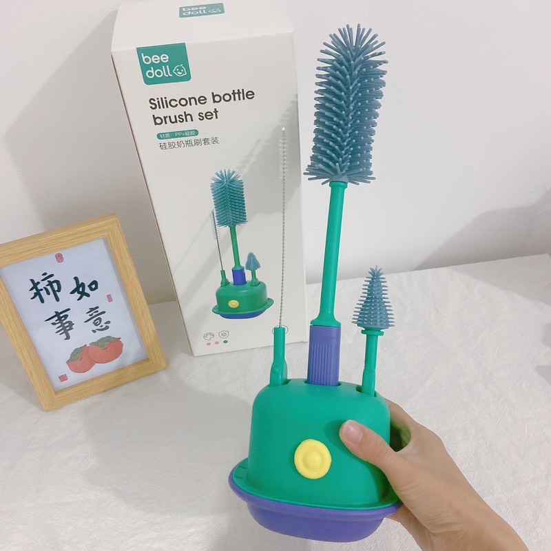 Bộ Cọ rửa bình sữa cọ núm ti Silicon và cọ ống hút BeeDoll 3 Ch Tiết Cao Cấp (Tặng kèm giá đỡ thoát nước)
