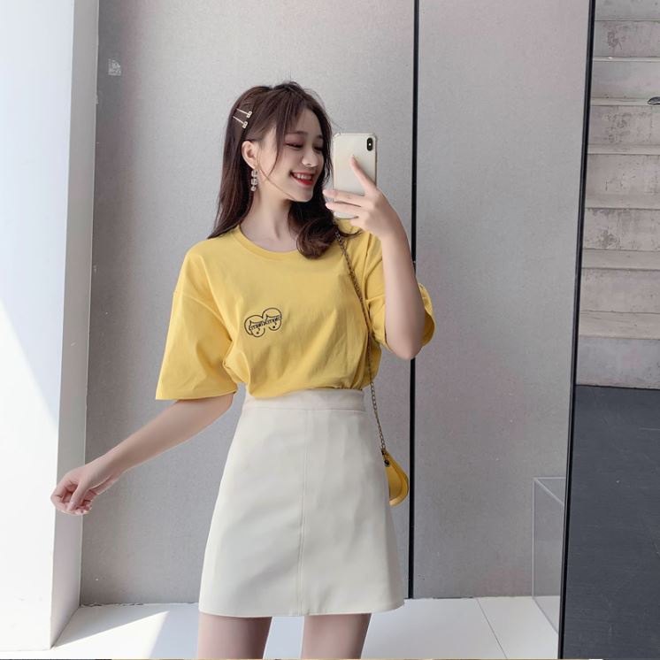 Chân váy chữ A ngắn công sở lưng cao chất vải tuyết mưa mềm có quần trong Chân váy Đen xếp ly ôm eo phối áo sơ mi đẹp