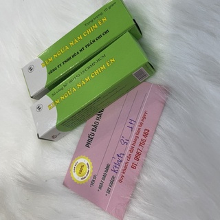 Hai hộp kem con én trộn