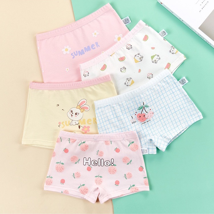 Quần lót trẻ em bé gái, quần lót kháng khuẩn cạp cao, chất liệu COTTON. Combo 3 chiếc nhiều màu sắc, in hình đáng yêu.