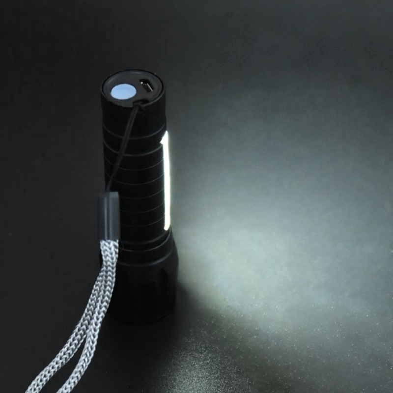 Đèn pin sạc USB dùng cho cắm trại chất lượng cao tiện dụng