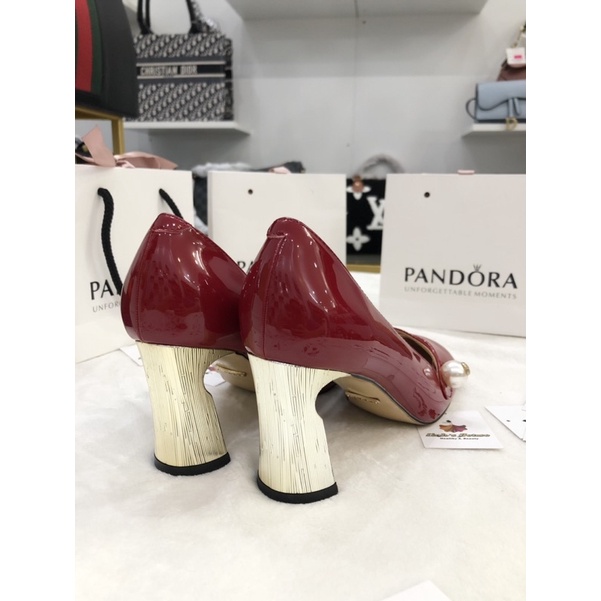 Guốc guci siêu vip còn 1sz 36 fullbox hãng sale