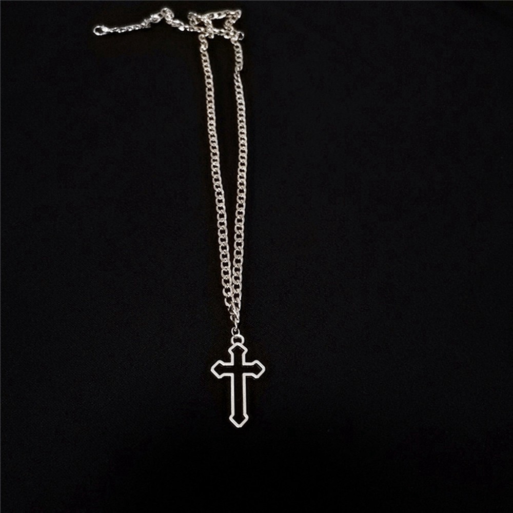 Dây Chuyền Mặt Thánh Giá Phong Cách Gothic