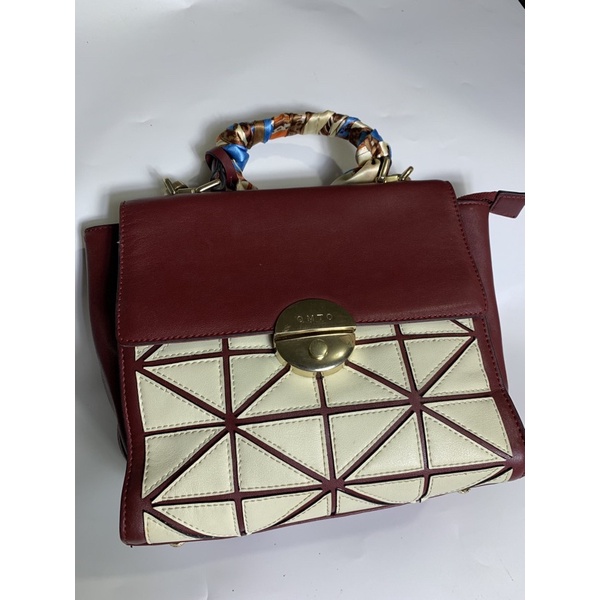 Túi đeo chéo Omto hàng si