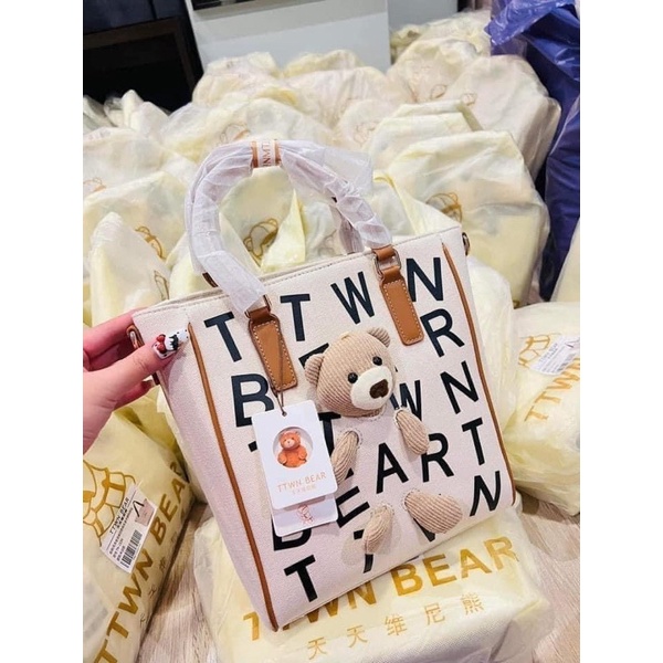 Túi TTWN BEAR CÓ GẤU TRƯỚC TÚI