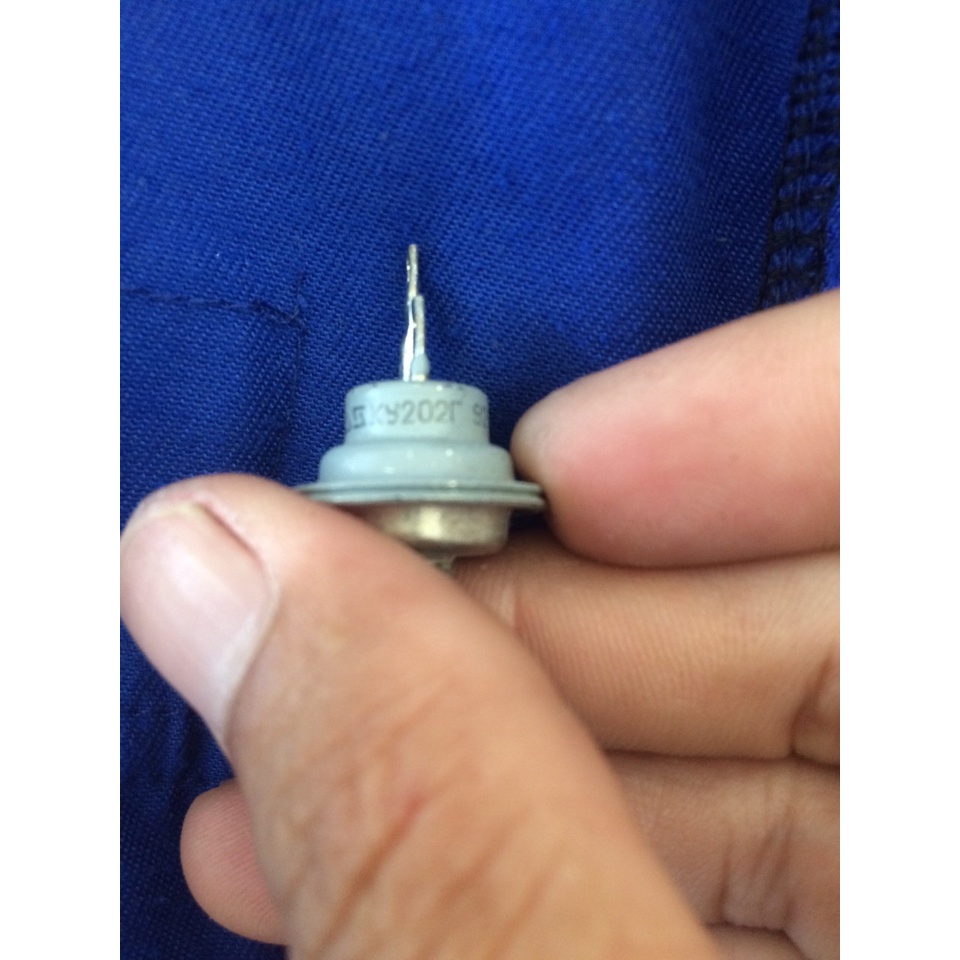 Thyristor  Ky202B  Nga hàng tháo máy