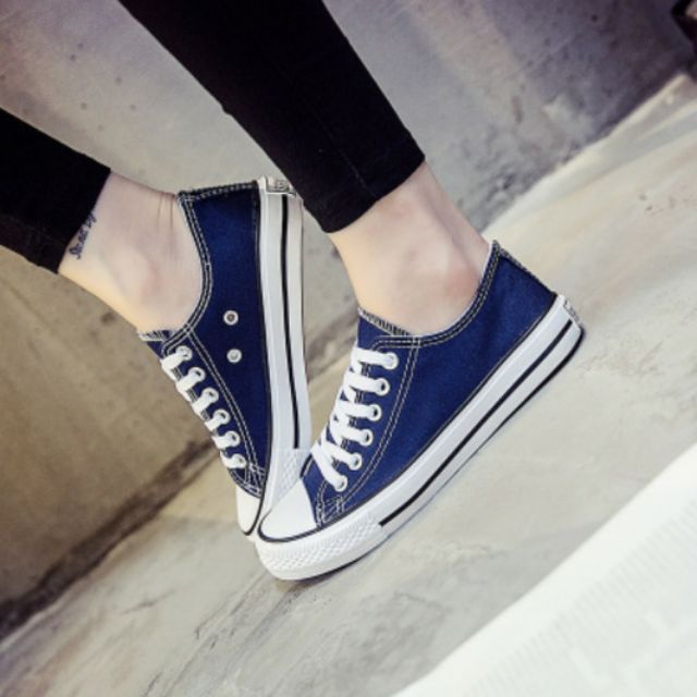 Giày thể thao convers