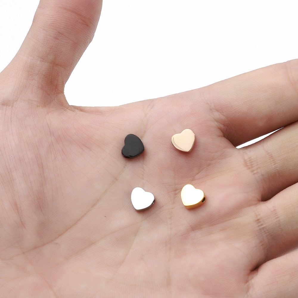 Mặt dây chuyền nữ xinh hình trái tim bằng titan không đen vĩnh viễn - MDCTT22001