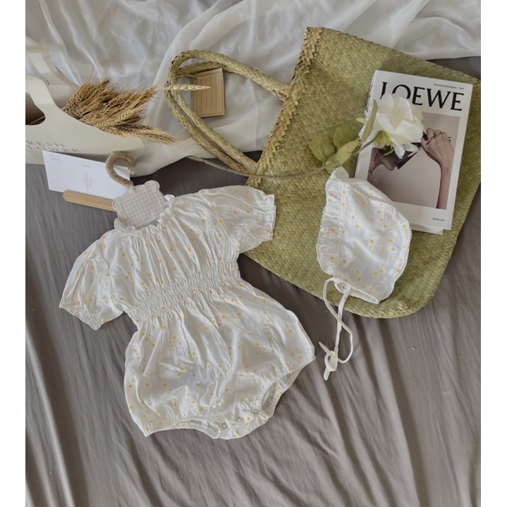 Đồ bộ liền thân em bé + nón hoa cúc nhí vân nổi Nanci room