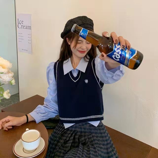 Áo dệt kim sát nách cổ chữ V phong cách retro thời trang cho nữ | BigBuy360 - bigbuy360.vn