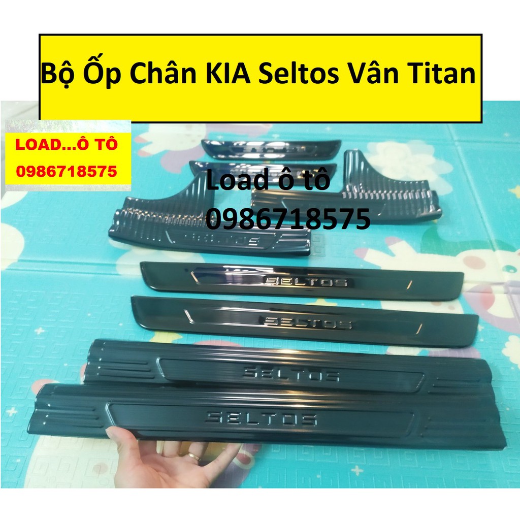 Ốp Bậc Cửa, Nẹp Bước Chân Trong, Ngoài Xe KIA Seltos 2023-2020 Vân Titan Cao Cấp