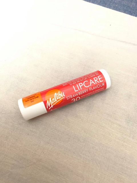 Son UK dưỡng dưỡng ẩm môi chống nắng chống nứt nẻ Malibu Lip Care Balm SPF 30 3x4g