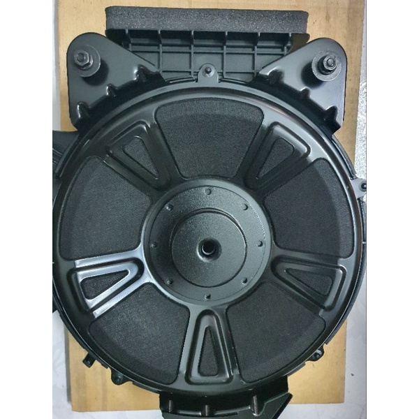 Loa sub xe hơi Volvo bass 25 từ Neo