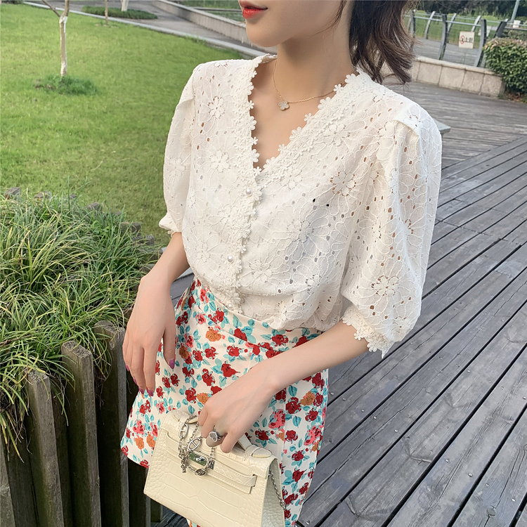 SUXI Áo sơ mi tay ngắn cổ V phối ren phong cách retro nữ tính