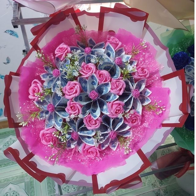 KÈM QUÀ TẶNG 25K BÓ HOA MÀU HỒNG , TÍM DONA ART HT26 LÀM QUÀ TẶNG SINH NHẬT , KHAI TRƯƠNG , KỶ NIỆM
