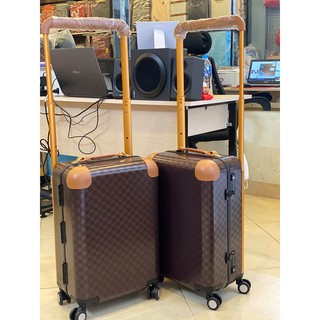 Vali nhựa khóa sập lv sz 22