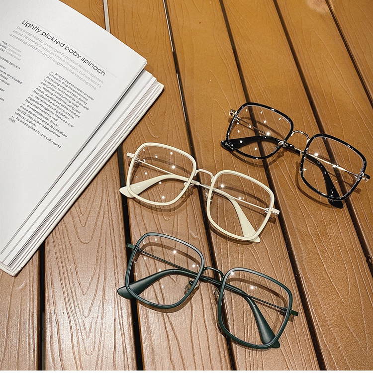 Mắt Kính Chống Bức Xạ Và Ánh Sáng Xanh Dành Cho Nam Và Nữ