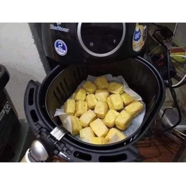 100 Giấy Nến Đục Lỗ Tròn Chống Dính Loại 23cm Rất Tiện