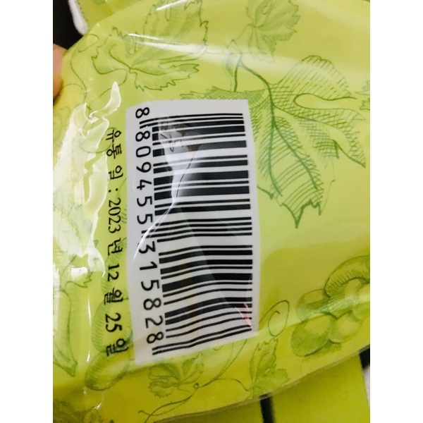 Nho xanh sấy lạnh của Hàn Quốc hộp quà 1kg