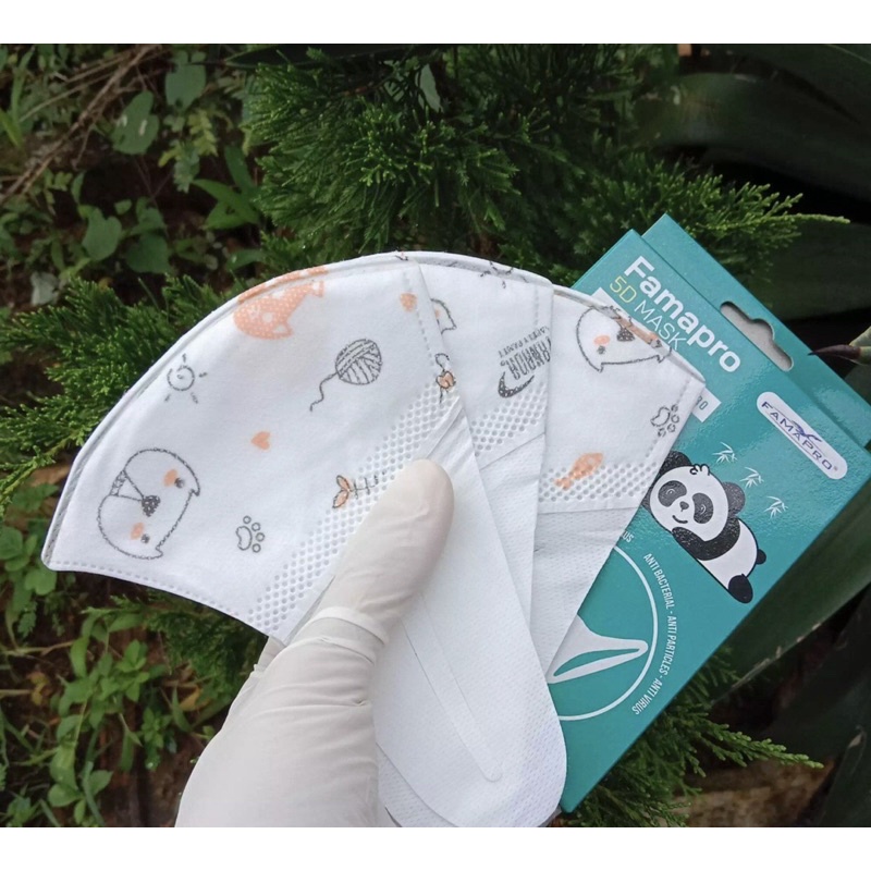 Hộp 10 cái khẩu trang trẻ em 5d Famapro/khẩu trang quai vải 5d